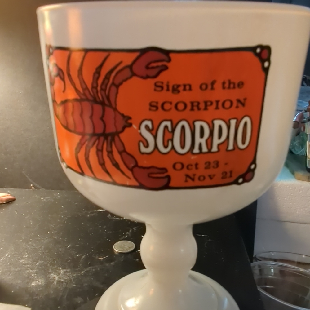 VTG. 1970's Tiara milk glass goblet dedicated to astrological sign Scorpio